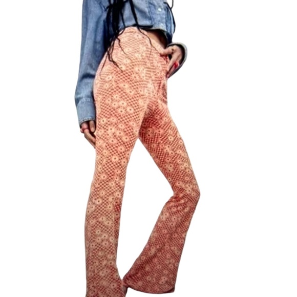 Zara NWT Y2K Knit Floral jacquard Flare Bell Bottom Pants Groovy Boho Size: XS - Picture 1 of 7